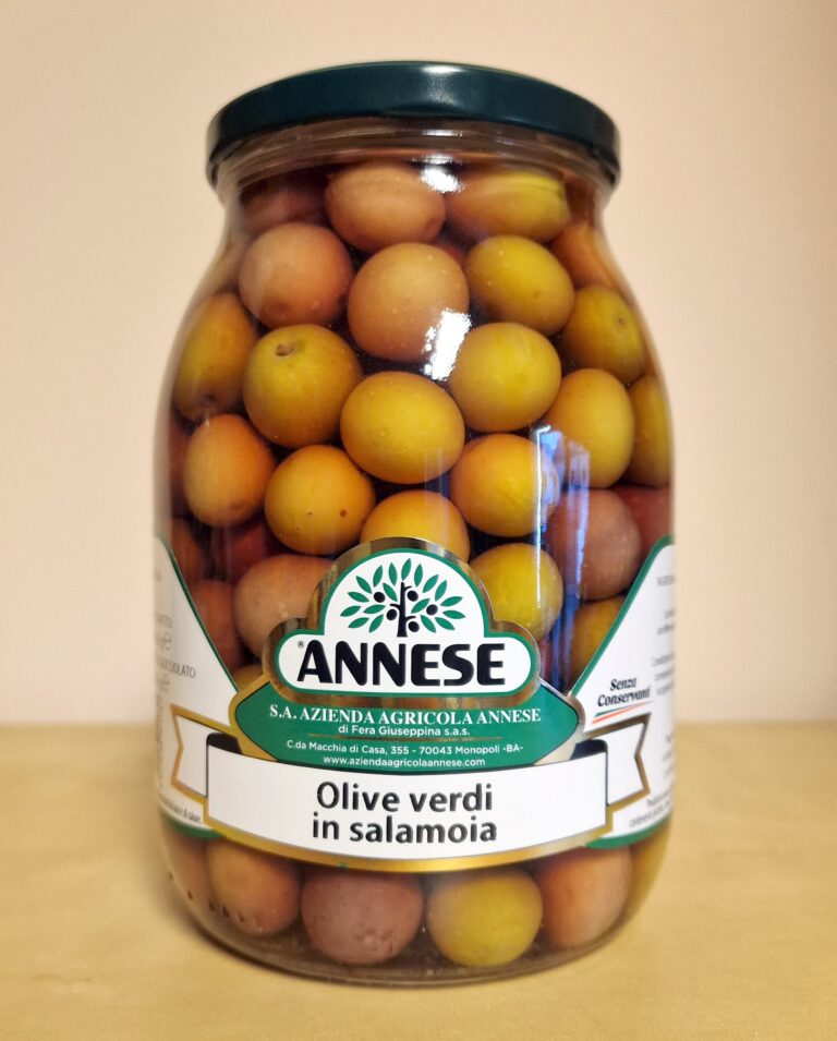 Olívabogyó maggal zöld