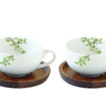 R2S.1081NTRA Porcelán kávéscsésze akácfa aljjal