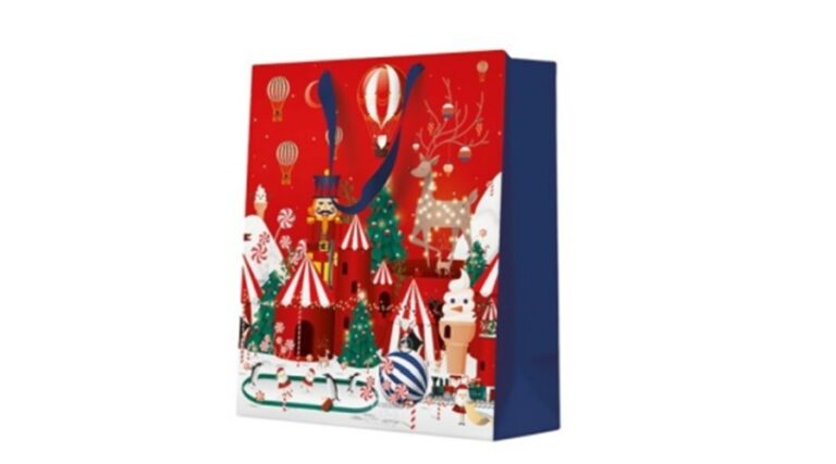 P.W.AGB2019703 Winter Wonderland Christmas papír ajándéktáska medium 20x25x10cm